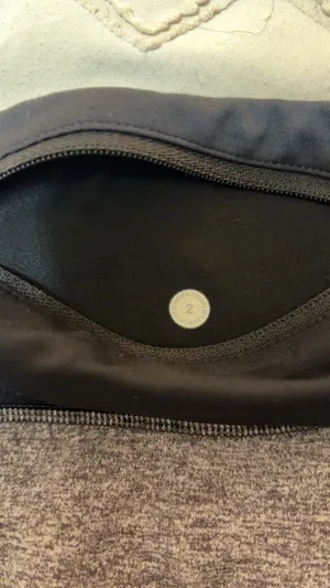 Lululemon Speed Shorts 2.5" thumbnail 3