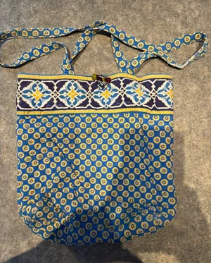 Retired Vera Bradley Riveria Blue Tote thumbnail 1