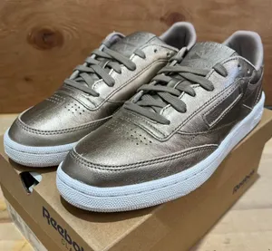 Reebok Women's Gold Trainers thumbnail 1