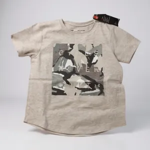 Under Armour T-Shirt Girls Never Quit Gray Camo HeatGear NWT YXS Sporty Athletic thumbnail 1