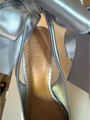 Steve Madden Teacup Blue Satin Bow Heels thumbnail 7