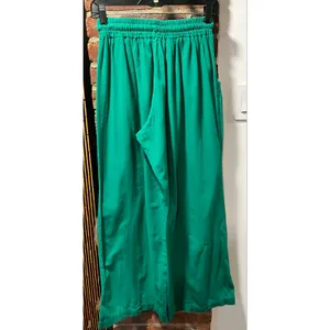 Boutique Emerald Green Wide Leg Pull-On Drawstring Pants Size Medium thumbnail 3
