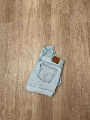 levi’s jean shorts thumbnail 3