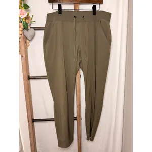 Utopia by Hue Womens XL Olive Green Drawstring Jogger Pants Stretch Activewear thumbnail 2