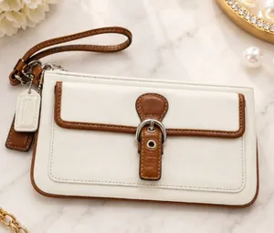 Vintage Coach Hampton 7734 Buckle Front Leather Wristlet Clutch Chalk Brown thumbnail 1