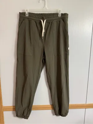 Vuori Miles Olive Drawstring Jogger Pants Size Large thumbnail 13