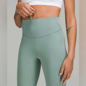 Lululemon Base Pace High-Rise Tight 25” in Misty Glade thumbnail 5