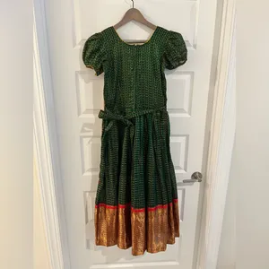 Indian Dress Partywear Green Gold Size S thumbnail 10