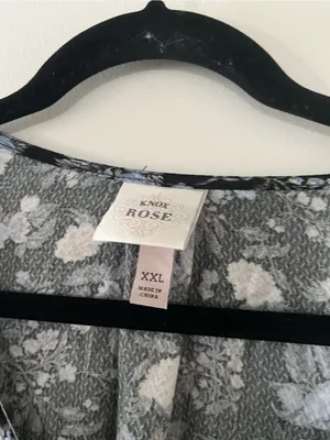 Knox Rose Black Floral Peasant Top XXL Cottagecore Prairie Romantic Poet thumbnail 2