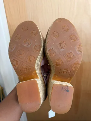 UGG Women’s Pink Suede Espadrille Wedge Sandals. Size: 7.5 thumbnail 8