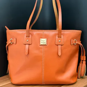Authentic Dooney & Bourke Davis Tassel Orange Saffiano Leather Large Tote Bag thumbnail 1