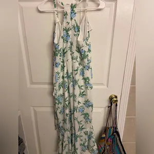Disney dress thumbnail 2