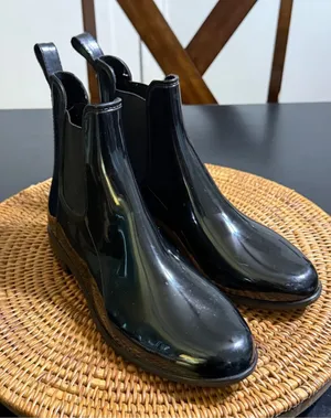 Marc Fisher Womens Black Glossy‎ Chelsea Rain Boots Size 10 Rubber Ankle Booties thumbnail 1