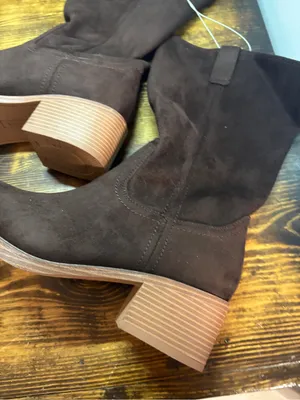 Union Bay Maude Brown Suede Boots Size 11 thumbnail 3