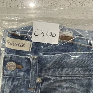 Madewell Size 25 The Perfect Vtg Jeans Chet Wash Busted Knees Distressed Edition thumbnail 13