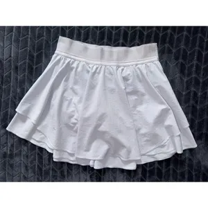 Lululemon Court Rival High-Rise Skirt Tennis Pickleball Light Blue Size 6 thumbnail 3