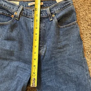 Levis Jeans Women Size 26 Blue Denim Ribcage Straight Ankle button Fly Premium thumbnail 5