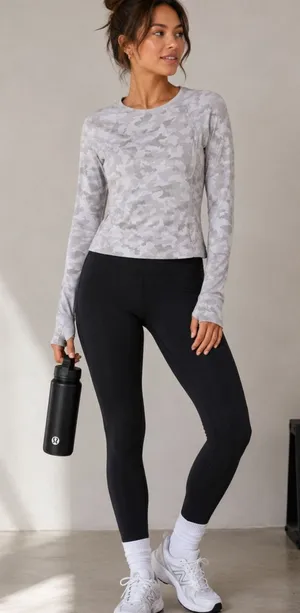 Lululemon Grey Camo Print Long Sleeve Shirt Womens 6 Athletic Fall Cozy Runners thumbnail 1