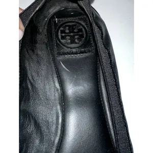 Tory Burch Black Leather Ballet Flats‎ with Patent Toe Size 9M thumbnail 6