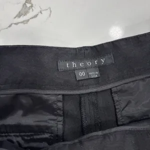 Theory Shorts Womens Size 00 Black Linen Blend Neutral Quiet Luxury thumbnail 3
