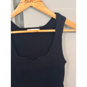 Avec Les Filles Black Ribbed Knit Sweetheart‎ Neck Tank Top Small thumbnail 3