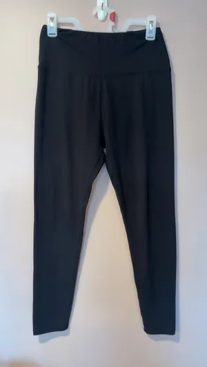 Black High Waisted Leggings Size L thumbnail 1