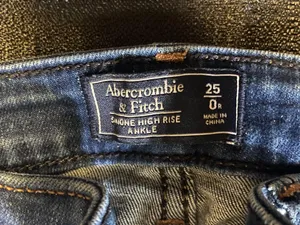 Abercrombie Jeans thumbnail 1