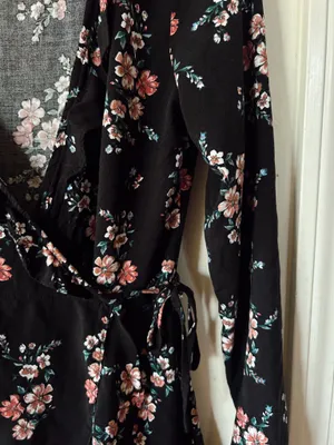 H&M Floral Long Sleeve Dress thumbnail 8