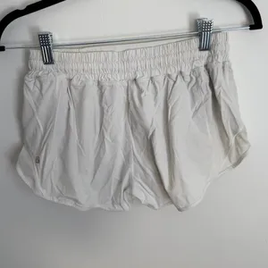 Lululemon Hotty Hot Short II 2.5" size 6 thumbnail 6