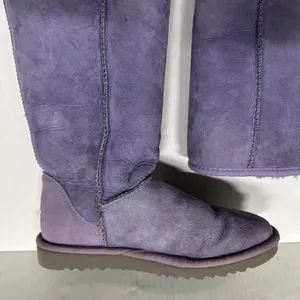 UGG Australia Classic Tall 5815 Boots Womens 5 Purple Sheepskin Lined‎ Winter thumbnail 4