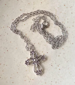 Handmade vintage antique goth cross necklace✝️ thumbnail 4