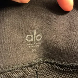 Alo Yoga High-Waist Ignite Leggings Womens Black Athletic XS thumbnail 12