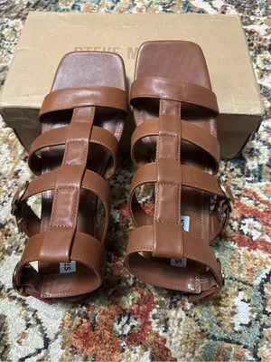 Steve Madden Aylin Sandal 9.5M brand new thumbnail 2