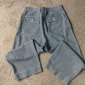 Jones New York Blue and White Striped Jeans thumbnail 5
