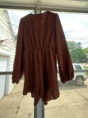 Brown Amazon long Sleeve Romper Size M thumbnail 1