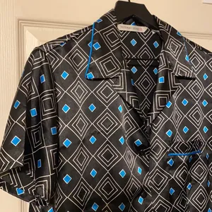 90s VS short sleeve button down pj shirt thumbnail 3