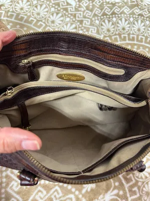 Brahmin Pecan Melbourne Crocodile Embossed Leather Bag with detachable Strap thumbnail 13