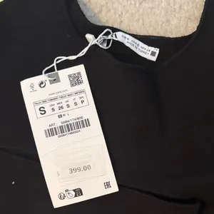 Black Zara Cutout Crop Top thumbnail 3