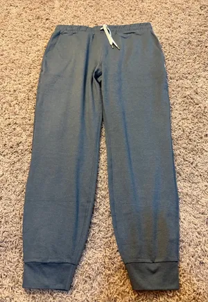 Vuori Performance Jogger Size Small in Lake Heather thumbnail 1