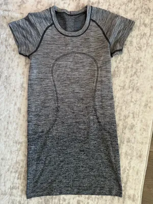 Lululemon Swiftly Tech Short Sleeve 2.0 thumbnail 1