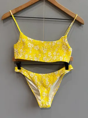 Triangl Inesa Yellow Pop Textured Floral Bikini Set Size Large Bottom Medium Top thumbnail 1