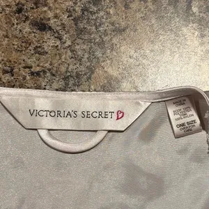 Victorias Secret Vintage Robe Coquette Old Money Quiet Luxury Lace Size One Size thumbnail 4