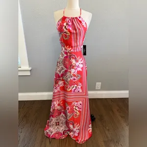 NWT Lulus Whirlwind Red Multi Scarf Print Satin Maxi Dress Size Small‎ thumbnail 5