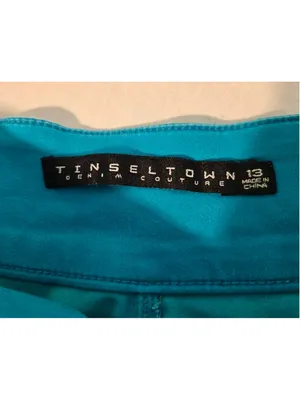 Tinseltown Women’s High Rise Button Fly Stretch Denim Shorts Turquoise Size 13 W thumbnail 3