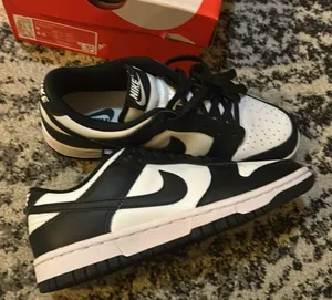 Nike Dunk Low Retro Basketball Women's Shoes size 8 thumbnail 3