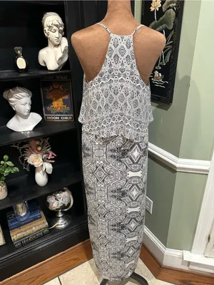 Anthropologie Vanessa Virginia Fliese Maxi Dress – Size 4 thumbnail 6