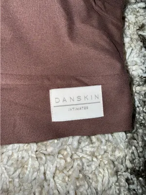 Danskin bra thumbnail 2