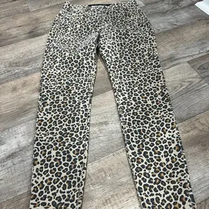 Knox rose animal‎ print jeans 6 thumbnail 3