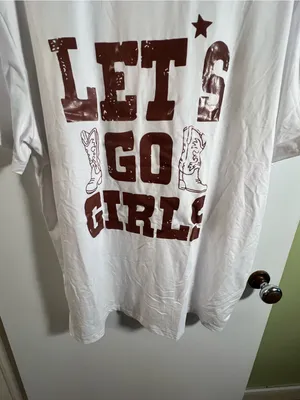 Women’s Size XL T-Shirt White Brown Let’s Go Girls Cowboy Boots Short Sleeve thumbnail 4