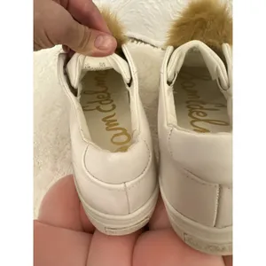 Sam Edelman Leya White Leather Tan Blush Faux Fur Pom Pom Sneaker Shoes Sz 8.5 thumbnail 2